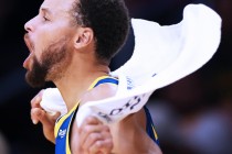 nba76vs勇士(2021420勇士vs76人)