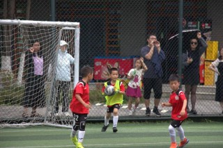 足球希望之星小学(希望之星足球俱乐部)