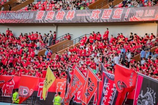 中乌足球(中国男足vs乌兹别克斯坦)