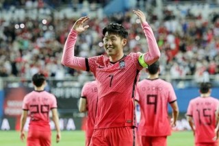 亚冠恒大vs全北现代(恒大5比1全北现代央视解说)