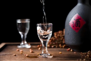 “卧底”白酒江湖，直击十二香型“宫斗”现场