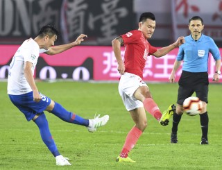 2017中超山东鲁能vs广州恒大录像(山东鲁能10战胜广州恒大,你对这场比赛有什么看法?)