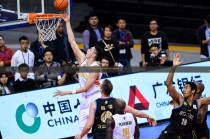 活塞vs鹈鹕前瞻(202127活塞vs湖人)