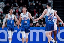 CBA江苏VS新疆(新疆男篮对江苏比赛直播)