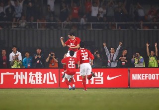 广州恒大vs申花录像(上海申花和广州恒大今晚的比赛)
