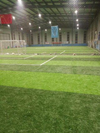 最小的足球场(最小的足球场面积是多少)