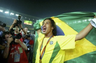 2002年世界杯足球(2002年世界杯足球赛邮票价格)