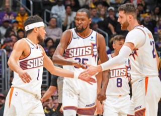 nba历史最强三巨头(nba历史三巨头最高得分)