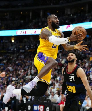 湖人vs掘金首发(nba常规赛掘金vs湖人)