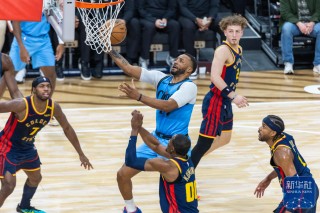 nba勇士vs快船2015(nba勇士VS快船比赛全场回放)