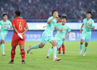 中国足球队比赛(中国足球队比赛赛程表及积分)