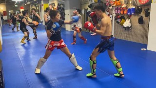 中国武术vs泰拳(中国武功和泰拳谁厉害)