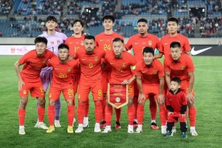 国足亚洲杯(国足亚洲杯成绩)