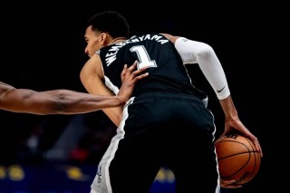 马刺vs开拓者录像(2021年1月19日马刺对开拓者)