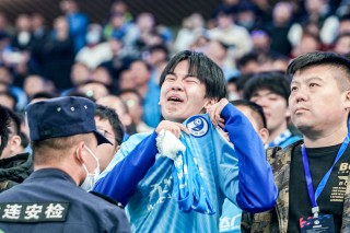 翻滚吧足球城(翻滚吧球球免费下载)