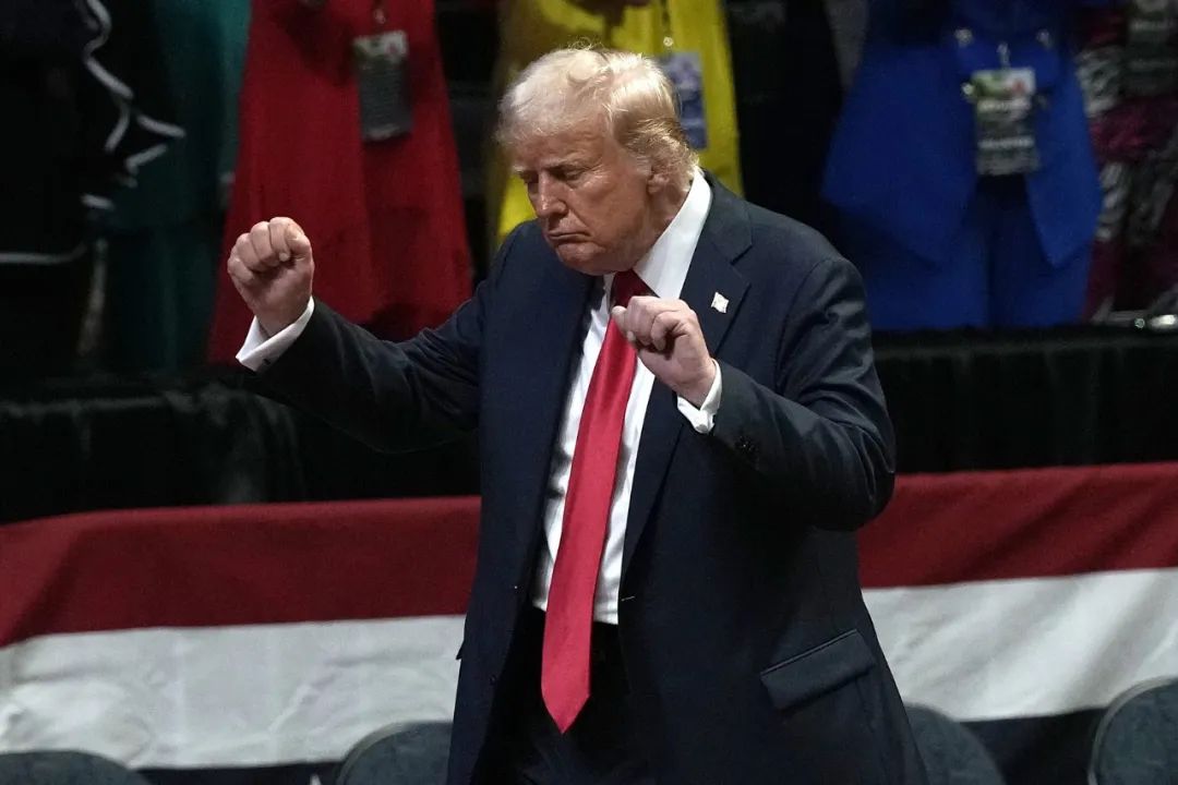 特朗普“开炮”:欧盟占美国便宜,其成立就是为了“整美国”!将向欧盟征25%关税 就算欧盟报复也不可能成功 第1张 特朗普“开炮”:欧盟占美国便宜,其成立就是为了“整美国”!将向欧盟征25%关税 就算欧盟报复也不可能成功 第1张