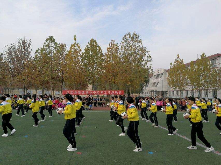 足球操视频(足球训练视频) 第1张 足球操视频(足球训练视频) 第1张