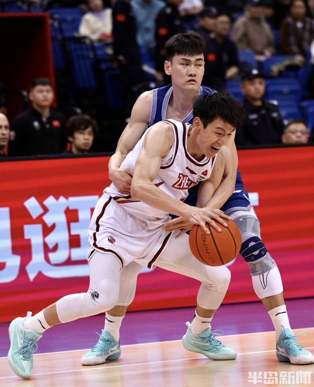 cba东莞vs青岛(cba广东对青岛全场录像回放) 第1张 cba东莞vs青岛(cba广东对青岛全场录像回放) 第1张
