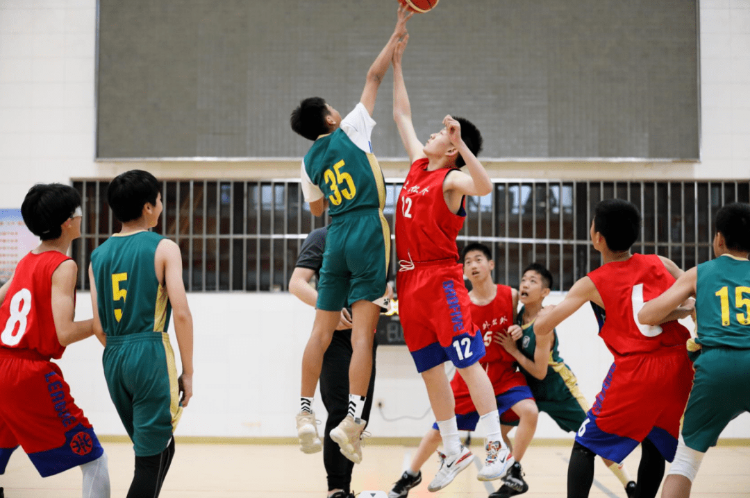 松江足球培训学校(松江足球培训学校地址) 第1张 松江足球培训学校(松江足球培训学校地址) 第1张