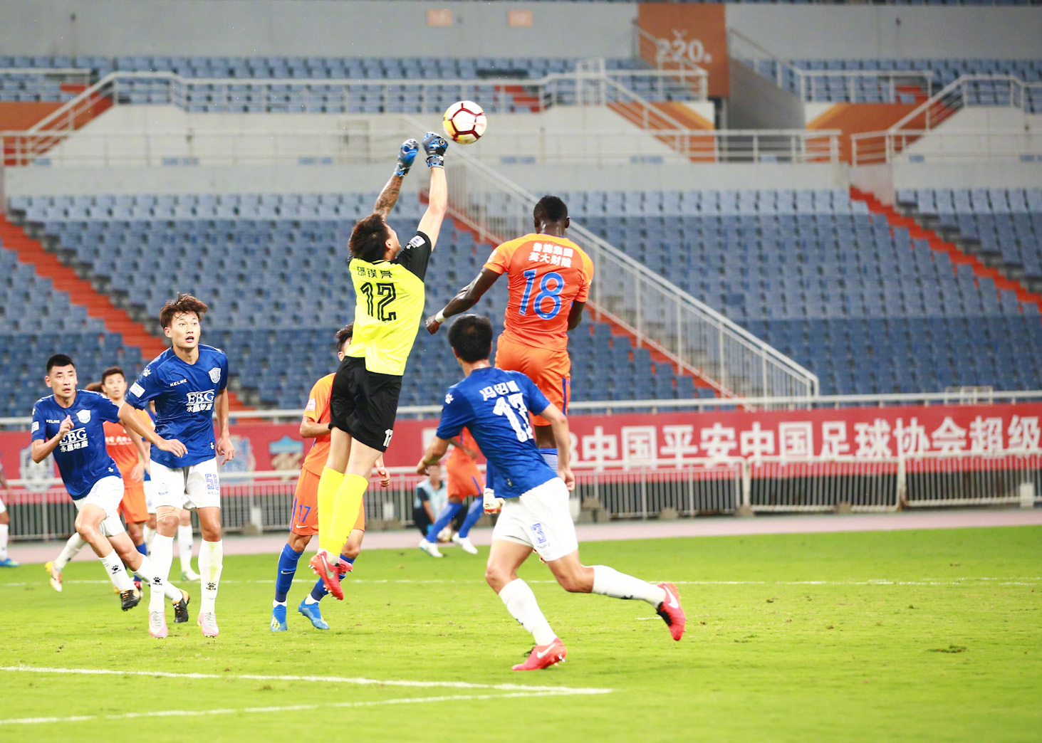 石家庄vs鲁能(石家庄球赛2021)  第1张