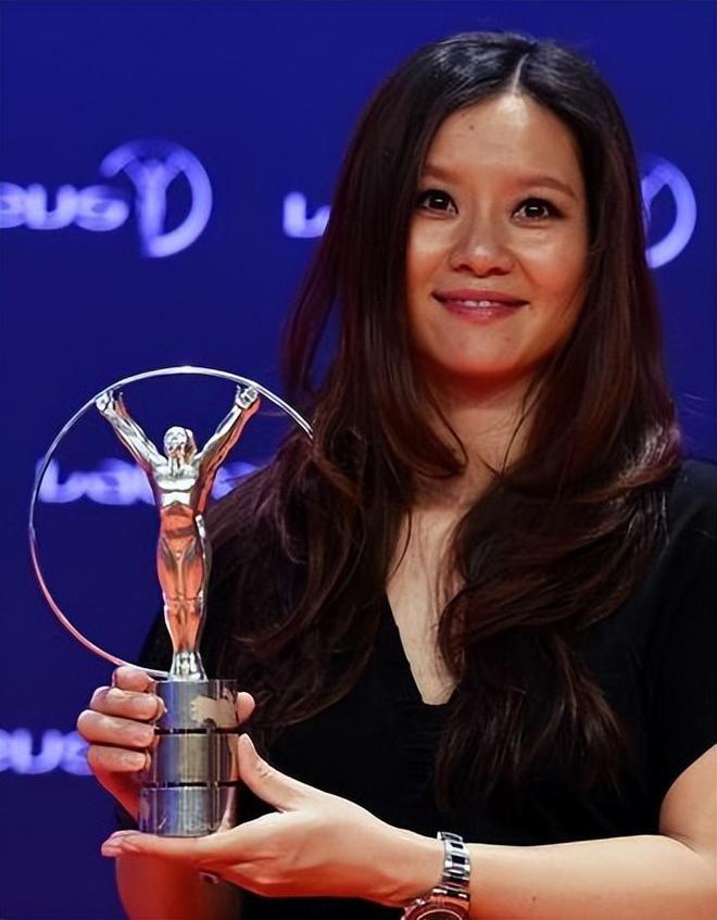 澳网李娜vs萨法洛娃(李娜网球比赛视频澳网决赛)  第2张