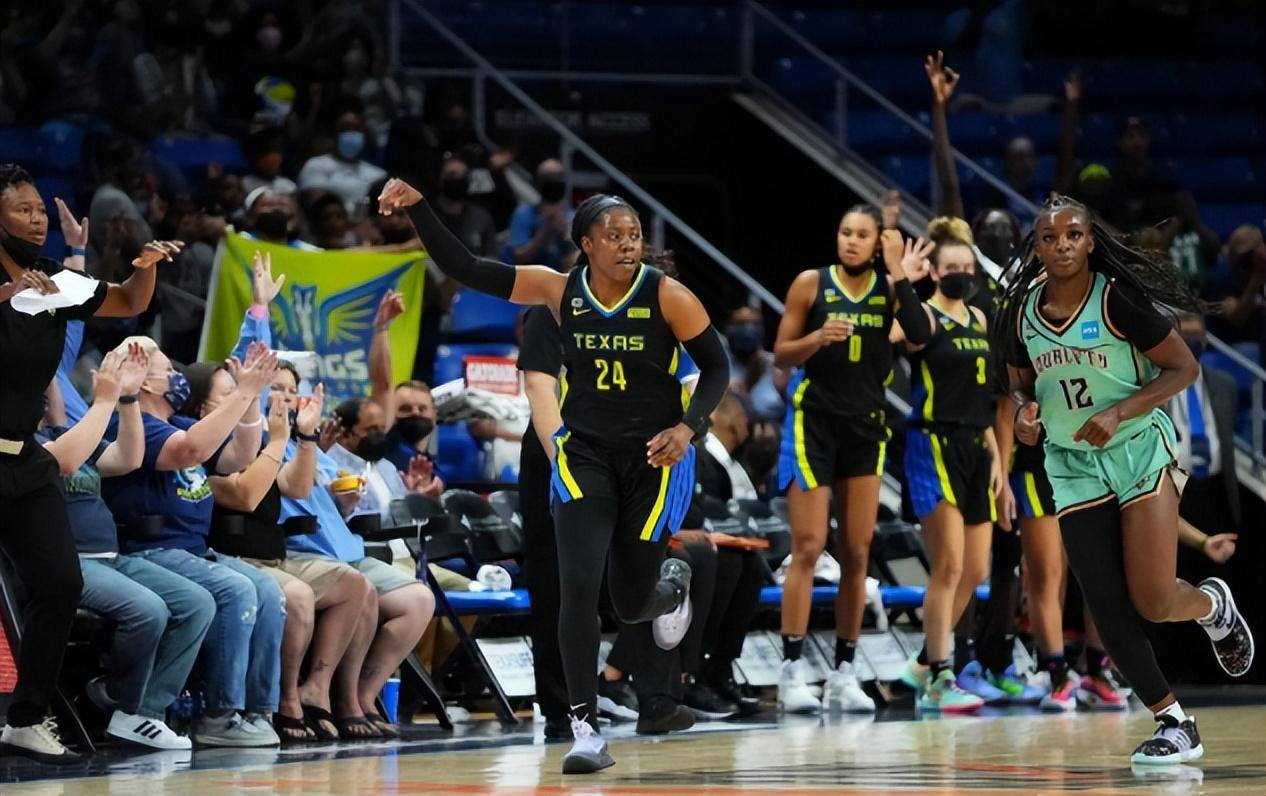 飞翼vs山猫(wnba 飞翼 vs 山猫) 第2张 飞翼vs山猫(wnba 飞翼 vs 山猫) 第2张
