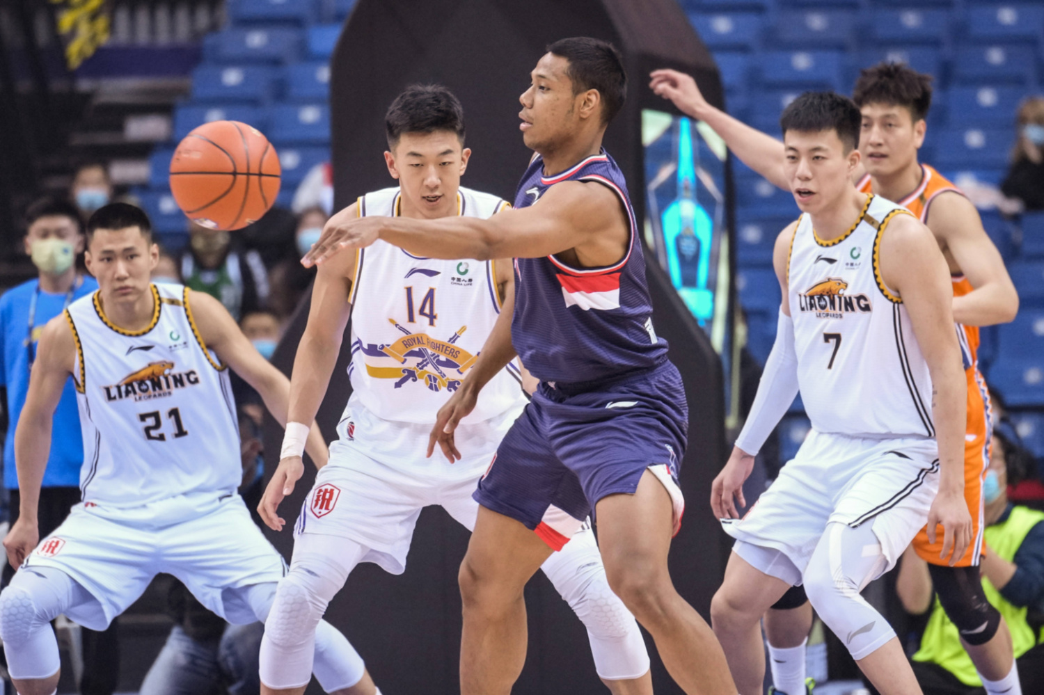 广州vs辽宁CBA(广州vs辽宁直播10月18) 第1张 广州vs辽宁CBA(广州vs辽宁直播10月18) 第1张
