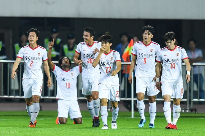 大阪钢巴vs恒大(大阪钢巴对横滨比分预测) 第1张 大阪钢巴vs恒大(大阪钢巴对横滨比分预测) 第1张