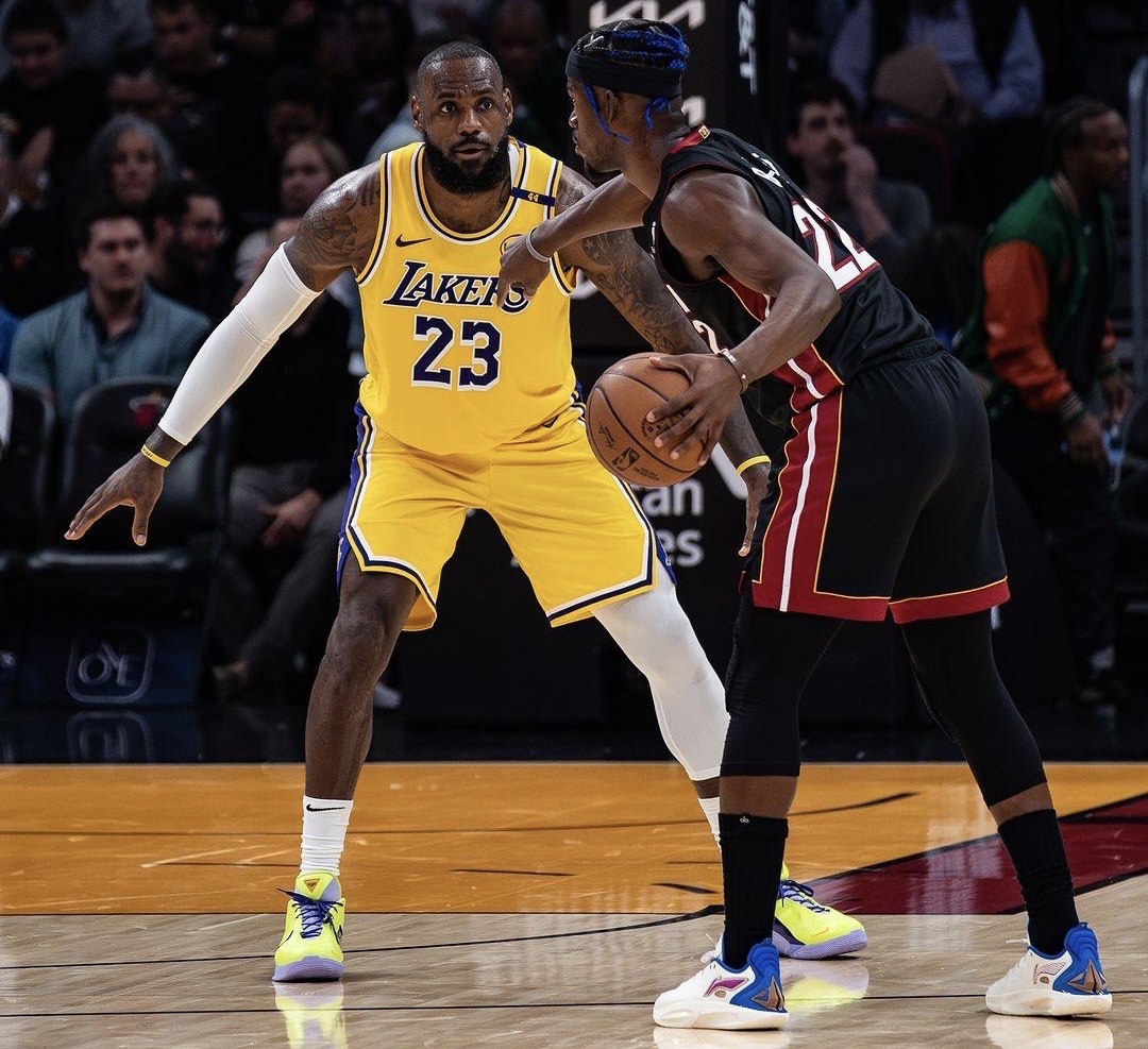 nba湖人vs热火g2回放(2020g2湖人vs热火g2录像回放)  第2张