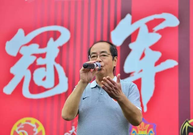 上港足球队主教练(上海上港足球主教练)  第1张