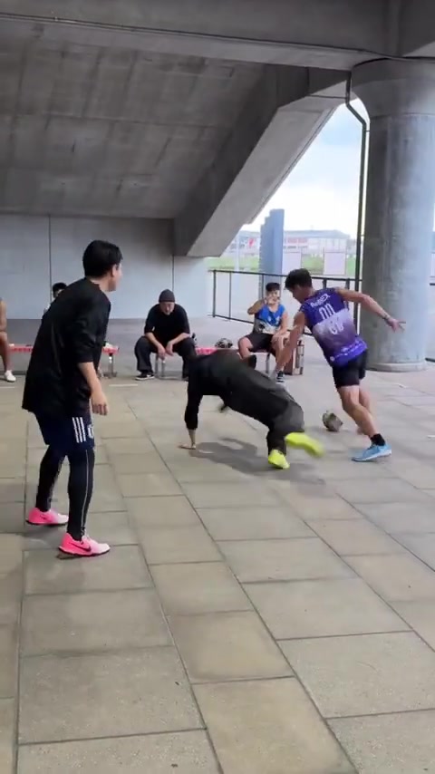 足球街球教学视频(足球街球教学视频完整版) 第2张 足球街球教学视频(足球街球教学视频完整版) 第2张