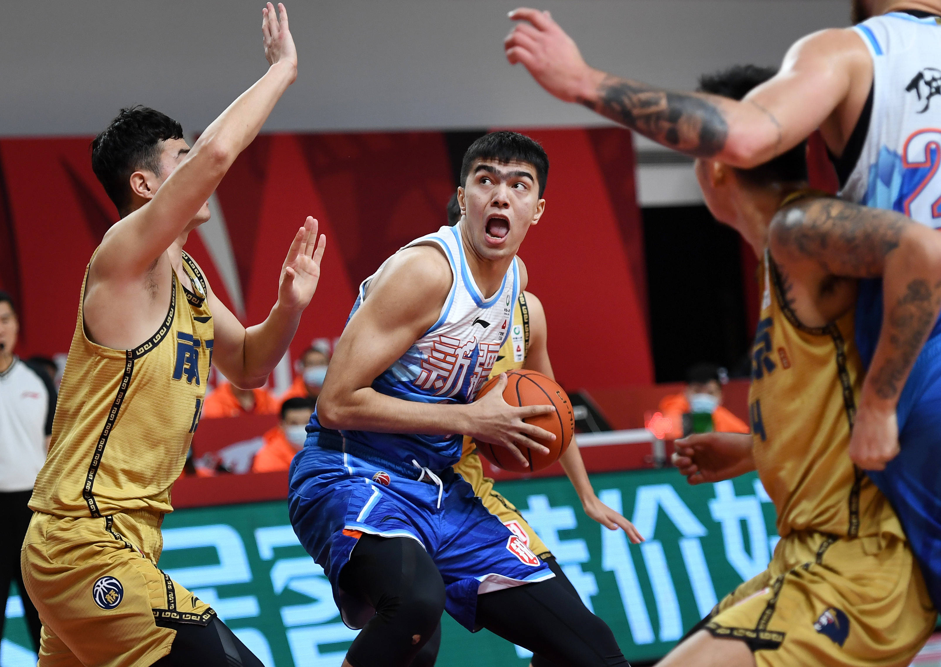 男篮vs约旦集锦(中国男篮vs约旦亚锦赛决赛) 第2张 男篮vs约旦集锦(中国男篮vs约旦亚锦赛决赛) 第2张