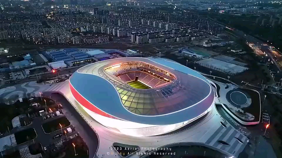 青鸟足球场地(青鸟足球场地在哪)  第2张