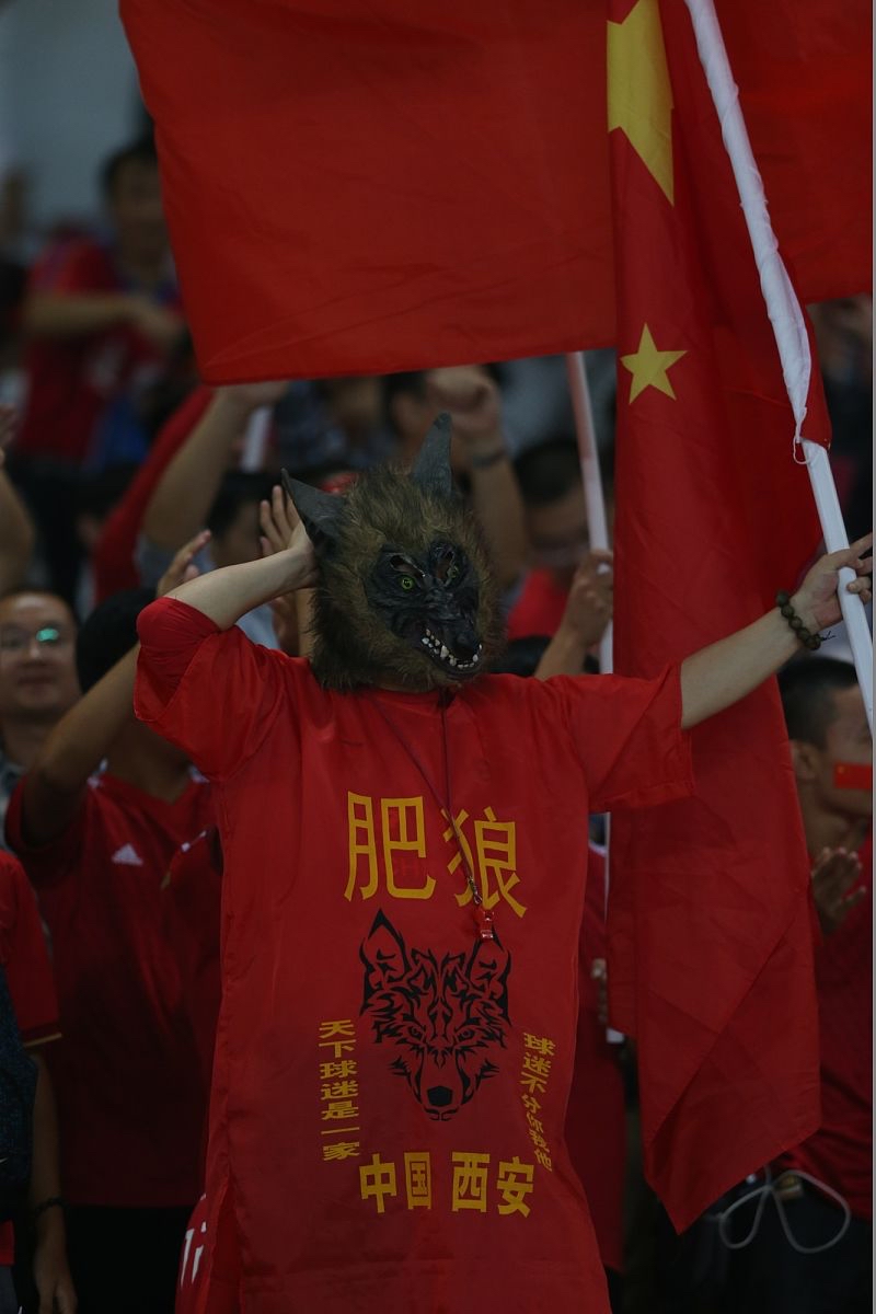 足球明灯(足球明灯大师)  第2张