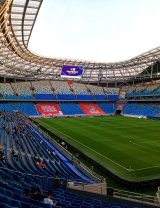 秦皇岛足球场(秦皇岛踢足球的地方)